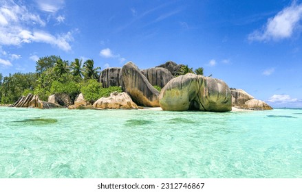 Seychelles Anse Source d'Argent granite boulders turquoise water panoramic