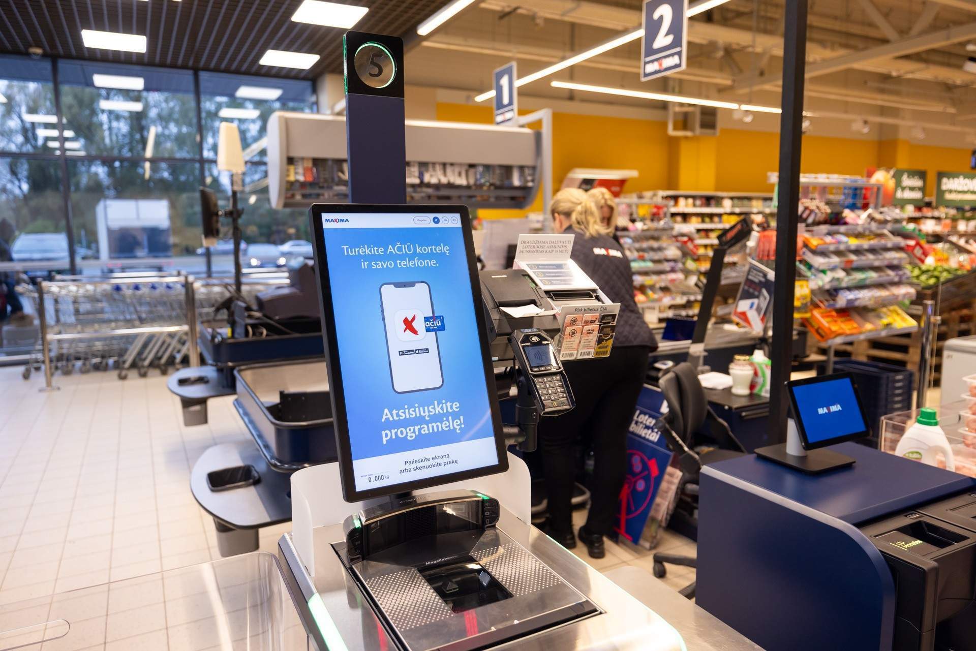 Maxima savitarnos kasos self checkout lithuania